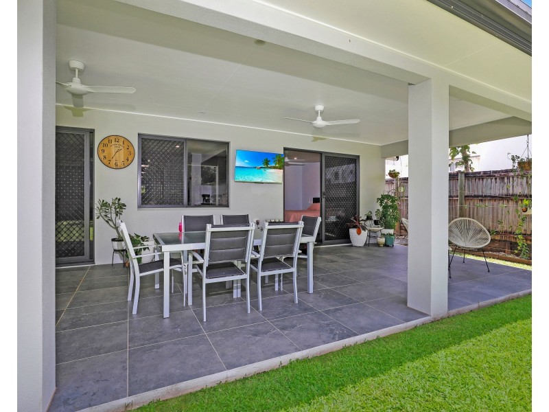18 Sandwich Street, Kamerunga QLD 4870