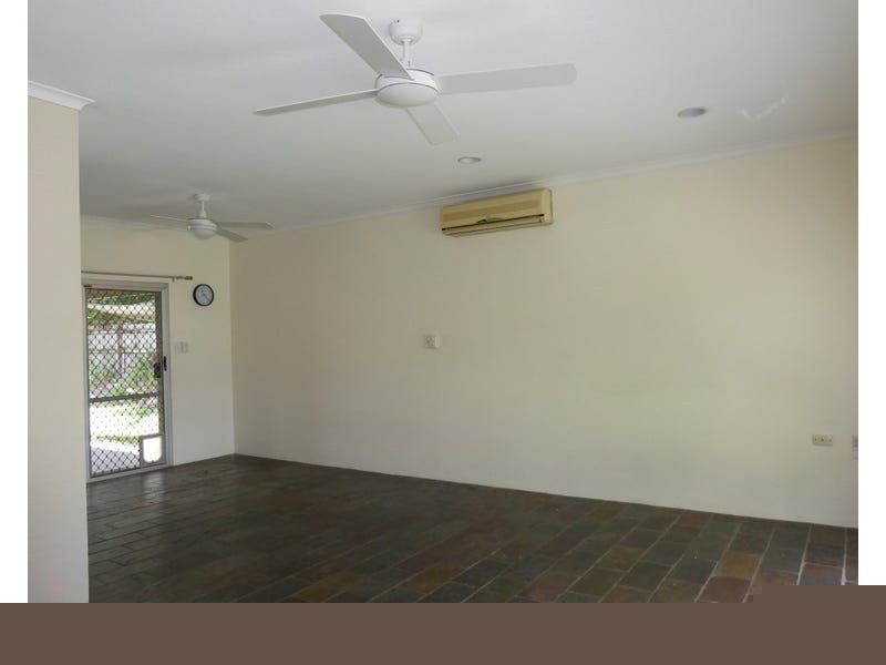 24 Brooks Street, Whitfield QLD 4870