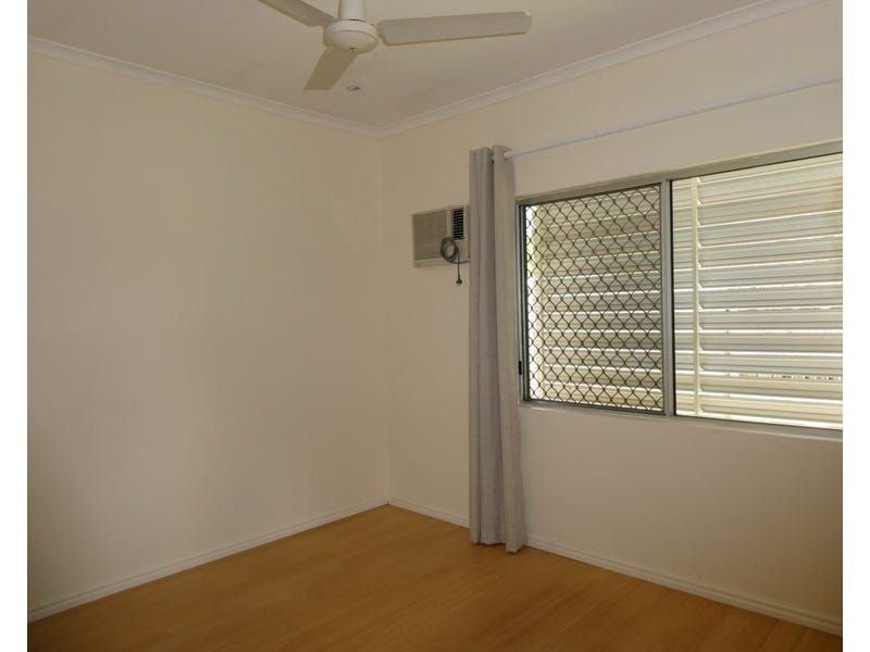 24 Brooks Street, Whitfield QLD 4870