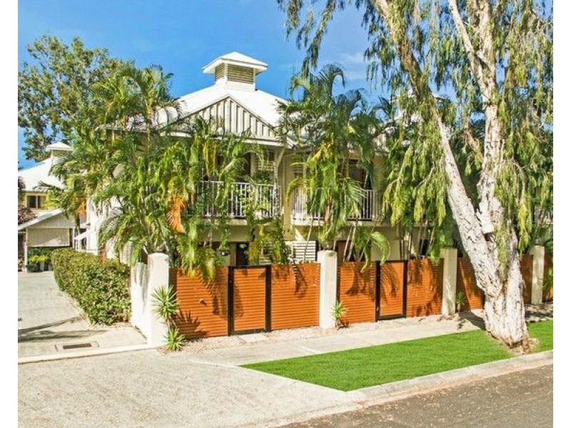 7/24 Oliva Street, Palm Cove QLD 4879