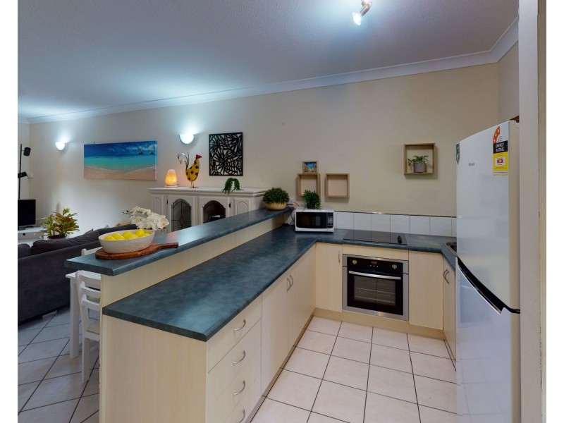 7/24 Oliva Street, Palm Cove QLD 4879
