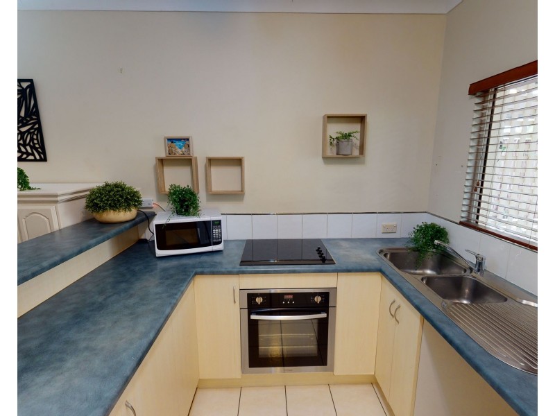 7/24 Oliva Street, Palm Cove QLD 4879