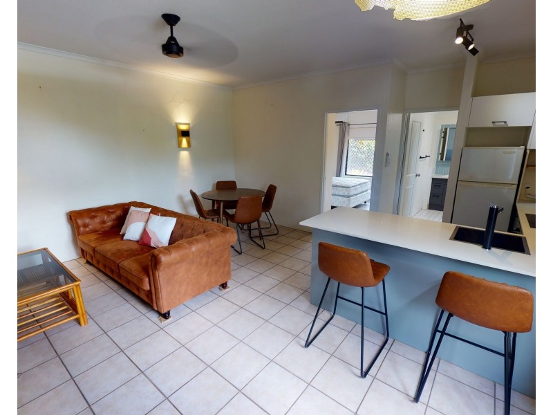 3/163 Buchan Street, Westcourt QLD 4870