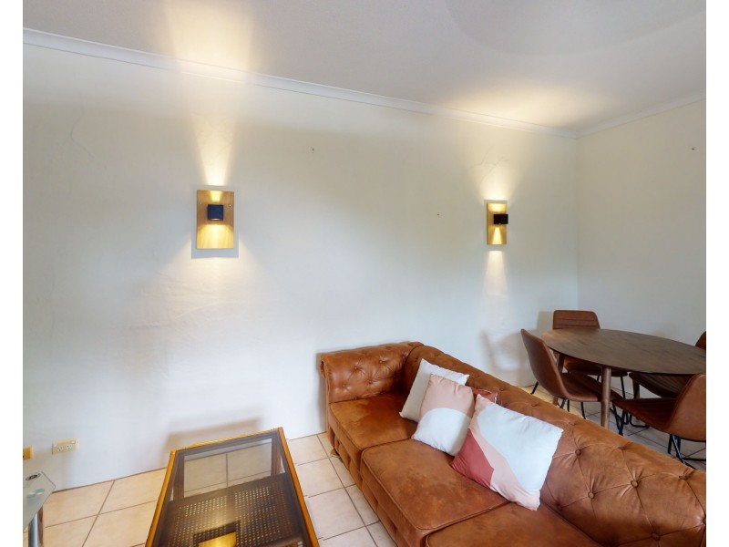 3/163 Buchan Street, Westcourt QLD 4870