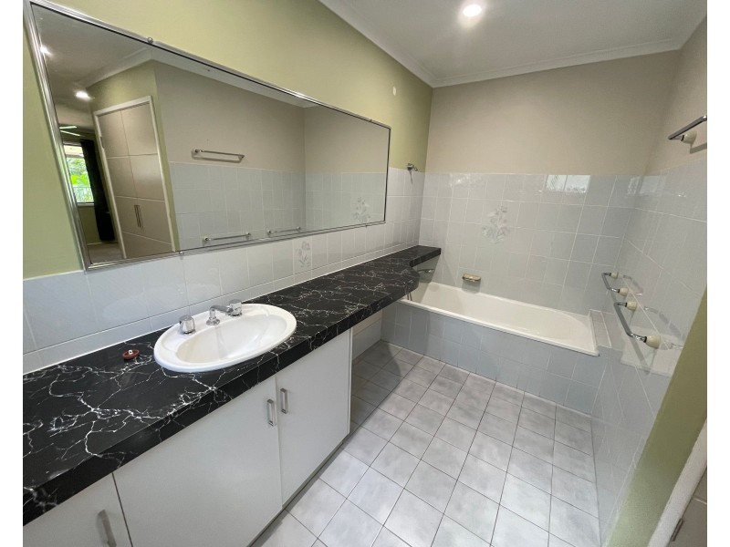 21B Jade Crescent, Caravonica QLD 4878