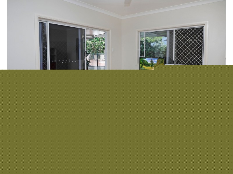 13 Bramble Street, Clifton Beach QLD 4879