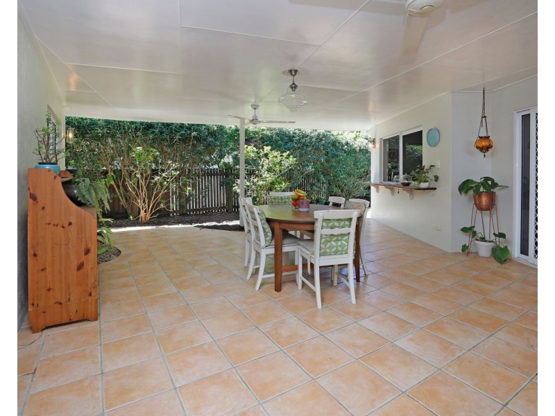 13 Bramble Street, Clifton Beach QLD 4879
