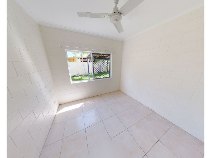 13 Limpet Close, Trinity Beach QLD 4879