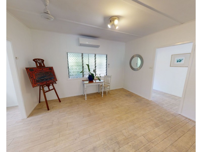 54 Waite Street, Machans Beach QLD 4878