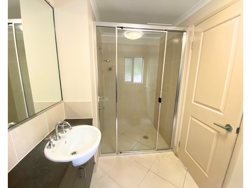 6/14-16 Macilwraith Street, Manoora QLD 4870