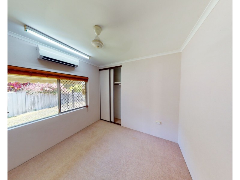 15 Garland Close, Kanimbla QLD 4870