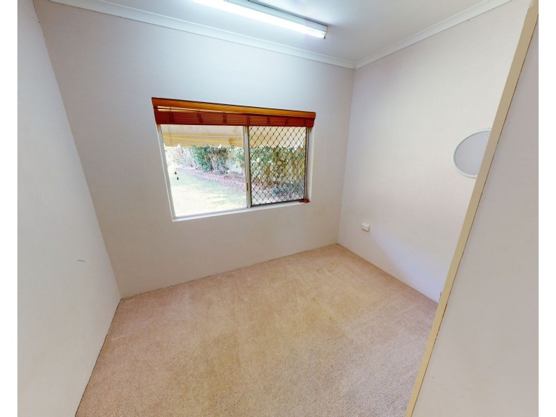 15 Garland Close, Kanimbla QLD 4870