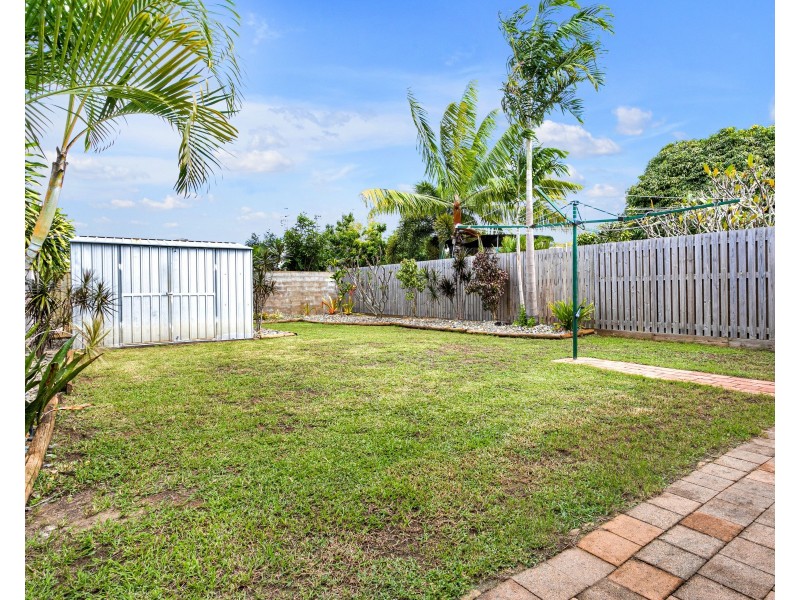 29 Wattle Street, Yorkeys Knob QLD 4878