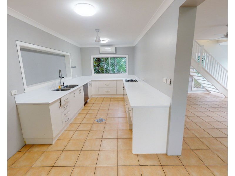 11 Shannon Drive, Woree QLD 4868
