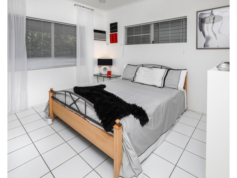 2 Linden Street, Clifton Beach QLD 4879