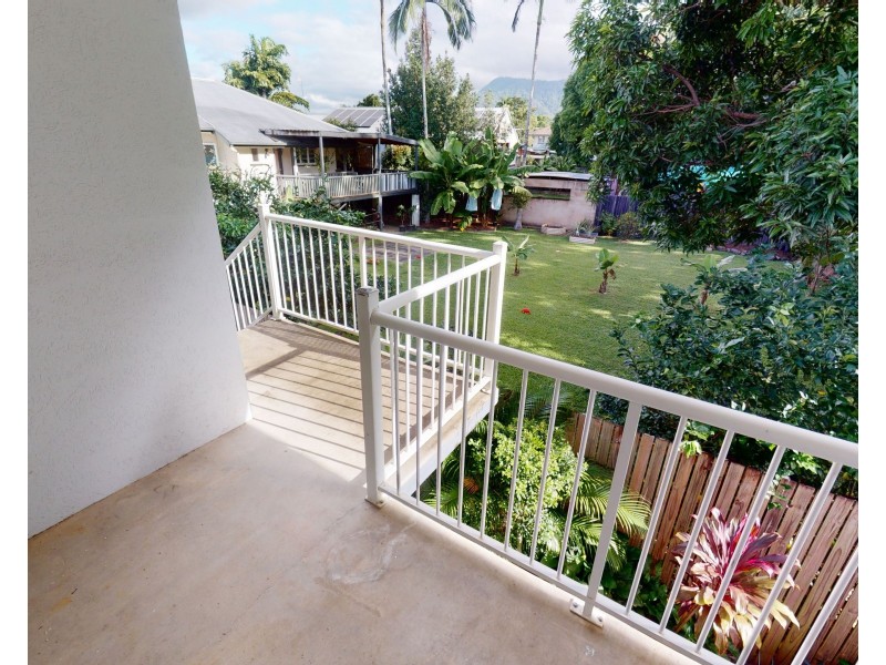 6/4 Casella Street, Earlville QLD 4870