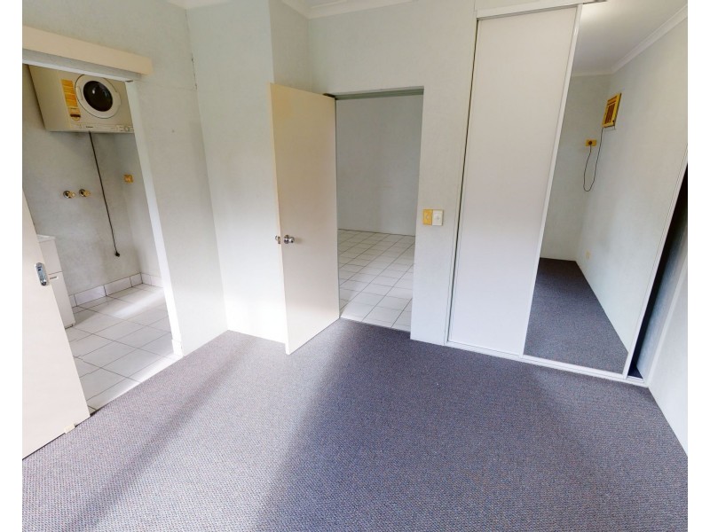 6/4 Casella Street, Earlville QLD 4870