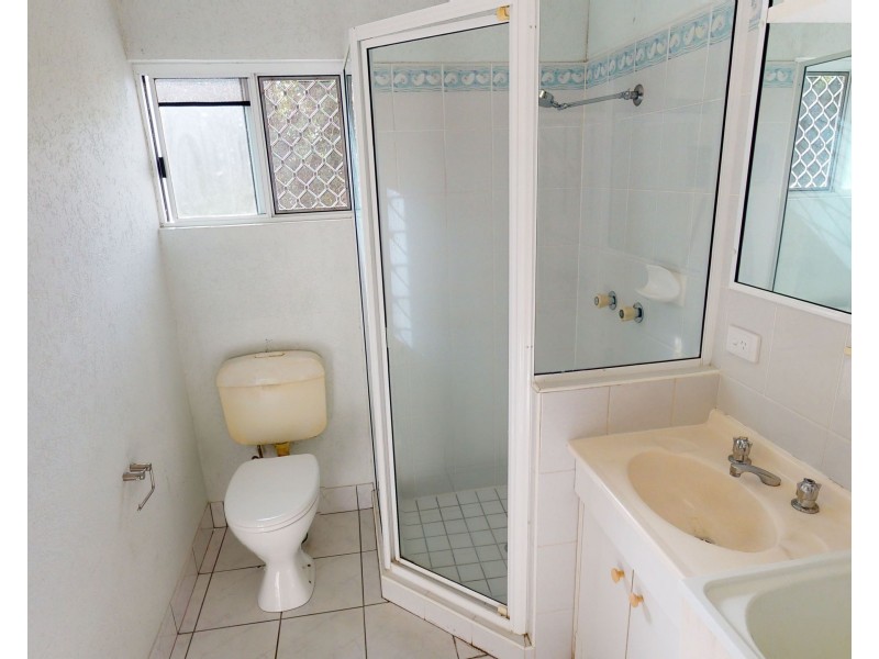 6/4 Casella Street, Earlville QLD 4870