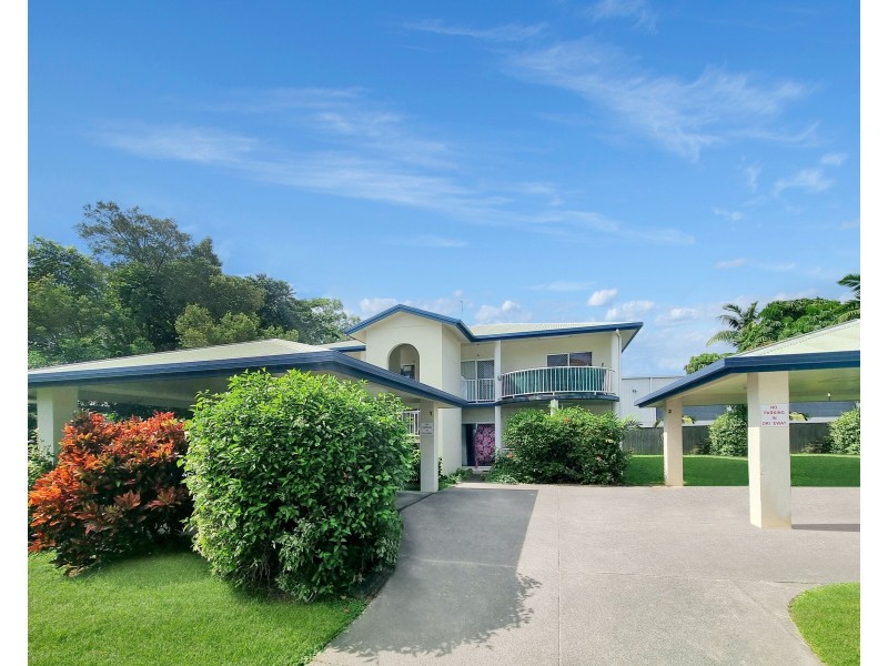 2/11 Ingham Court, Mooroobool QLD 4870