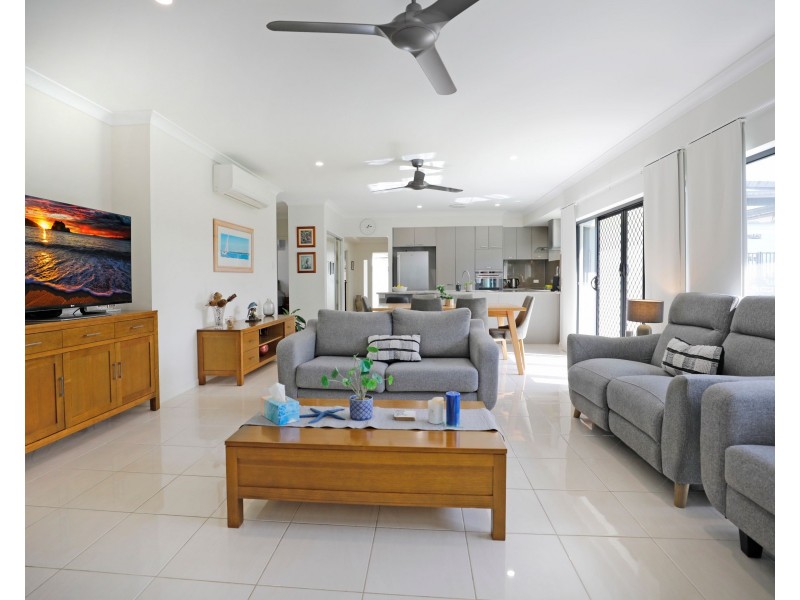 25 Torbay Street, Kewarra Beach QLD 4879