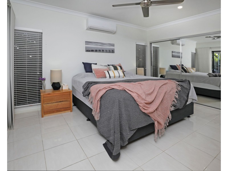 25 Torbay Street, Kewarra Beach QLD 4879