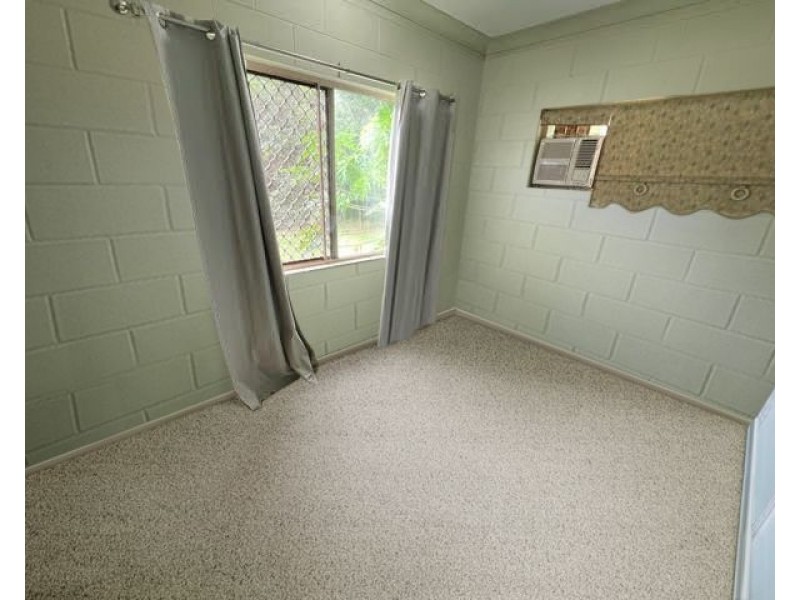 34 Callum Street, Mooroobool QLD 4870
