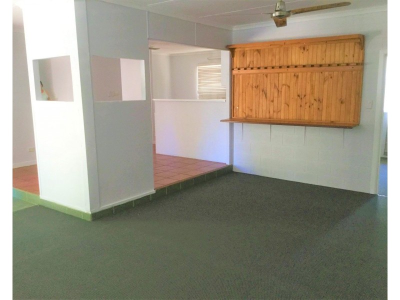 5 Endeavour Road, Clifton Beach QLD 4879