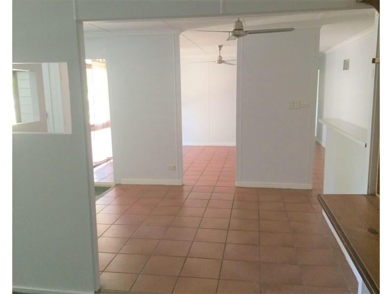 5 Endeavour Road, Clifton Beach QLD 4879