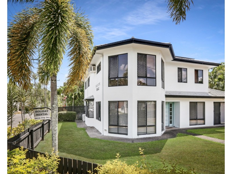 38 Trivia Street, Palm Cove QLD 4879