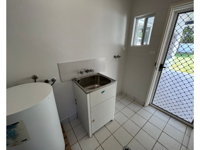 8 Newport Close, Kewarra Beach QLD 4879