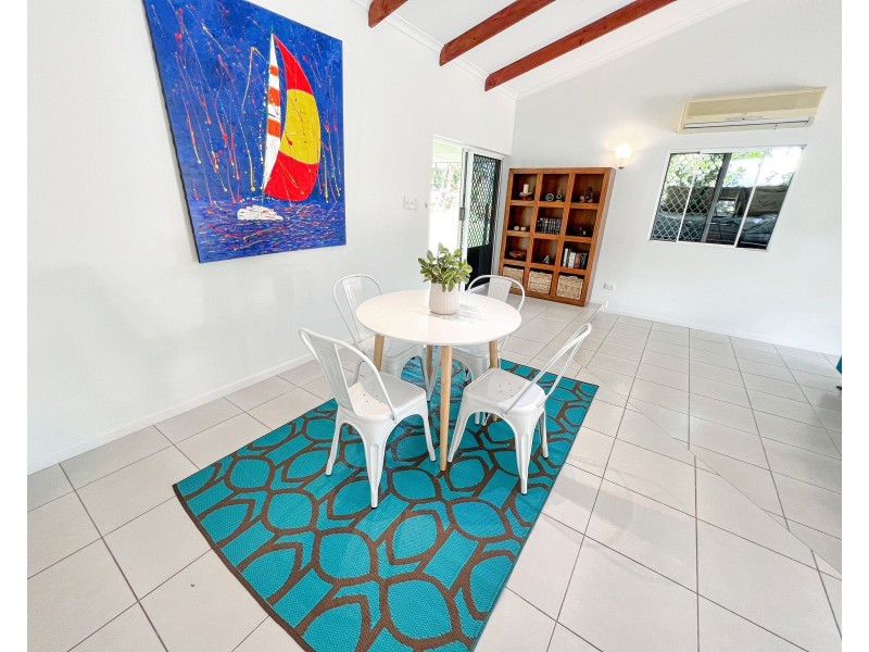 16 Queenscliff Close, Kewarra Beach QLD 4879