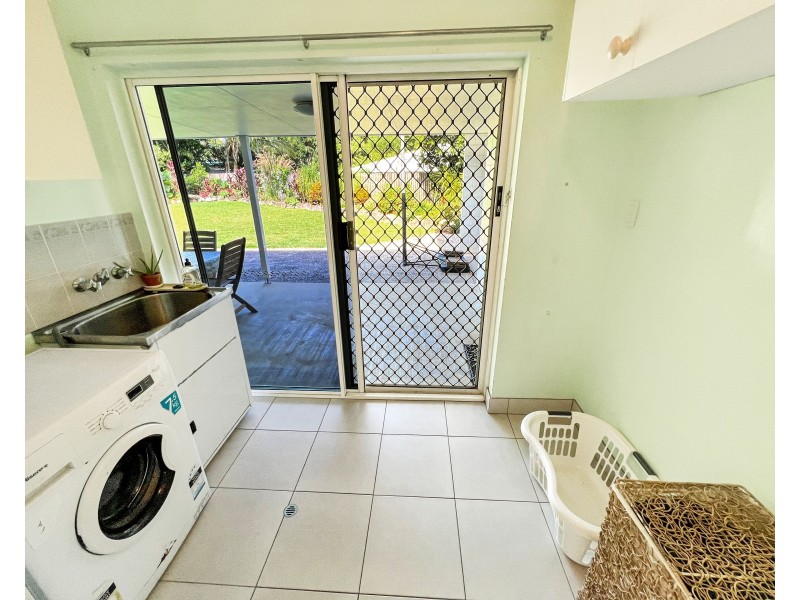 16 Queenscliff Close, Kewarra Beach QLD 4879