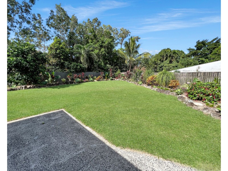 16 Queenscliff Close, Kewarra Beach QLD 4879