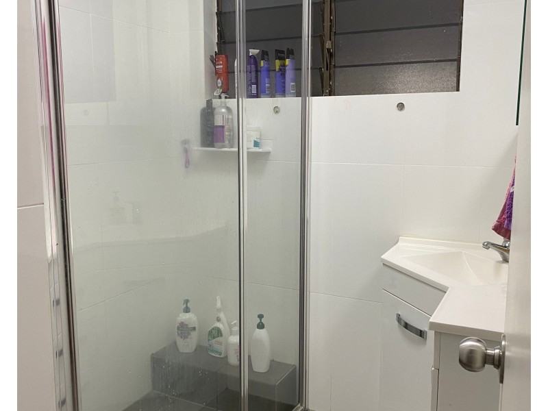 Oleander Street, Holloways Beach QLD 4878