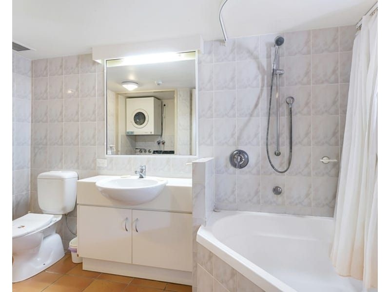 110/294-298 Sheridan Street, Cairns North QLD 4870