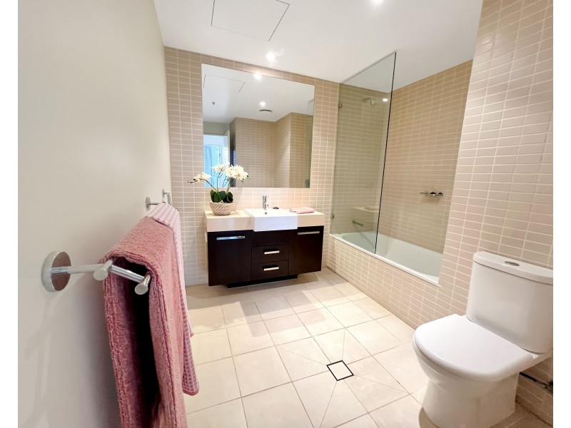 19/1 Marlin Parade, Cairns City QLD 4870