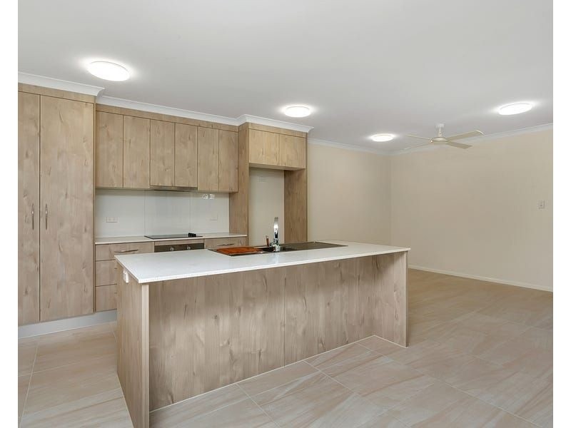 2/3 Ainscow Drive, Bentley Park QLD 4869