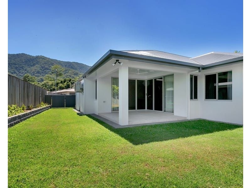 2/3 Ainscow Drive, Bentley Park QLD 4869