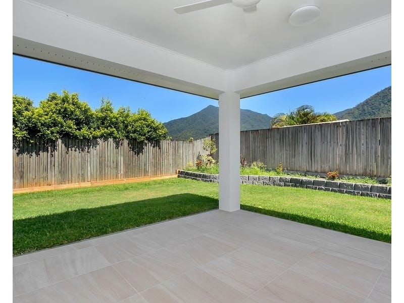 2/3 Ainscow Drive, Bentley Park QLD 4869