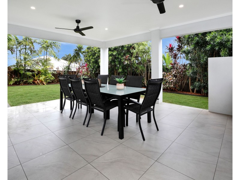 26 Catamaran Circuit, Trinity Beach QLD 4879