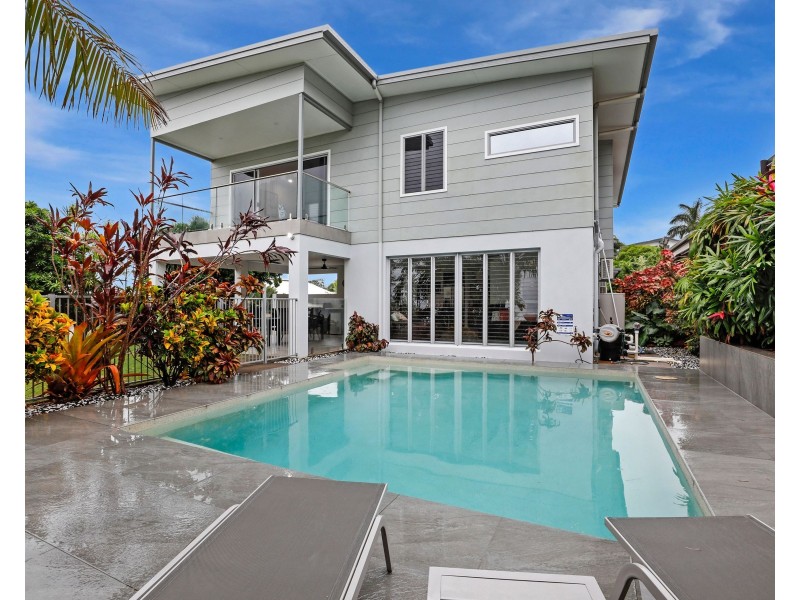 26 Catamaran Circuit, Trinity Beach QLD 4879