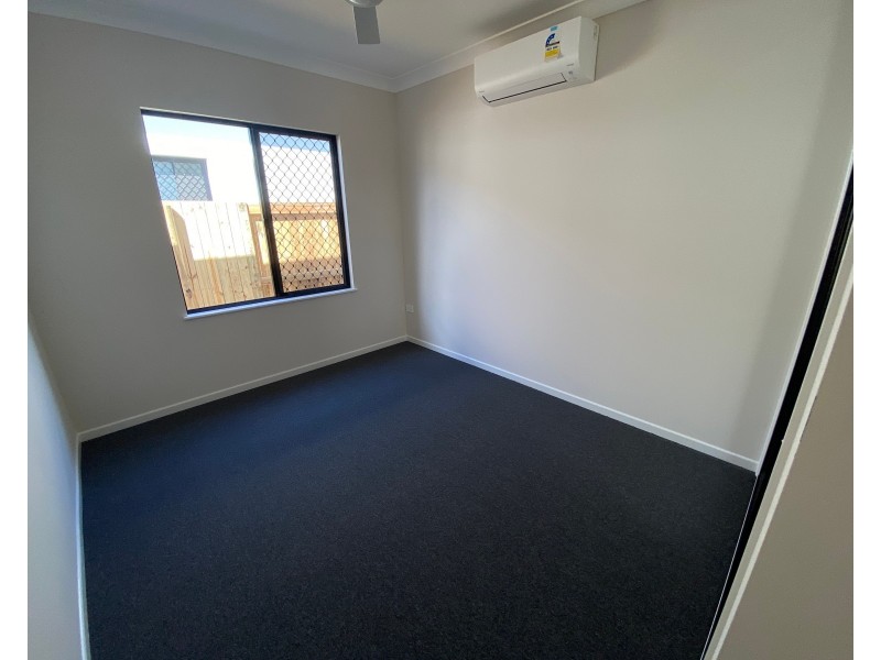35 Lakeside Drive, Smithfield QLD 4878