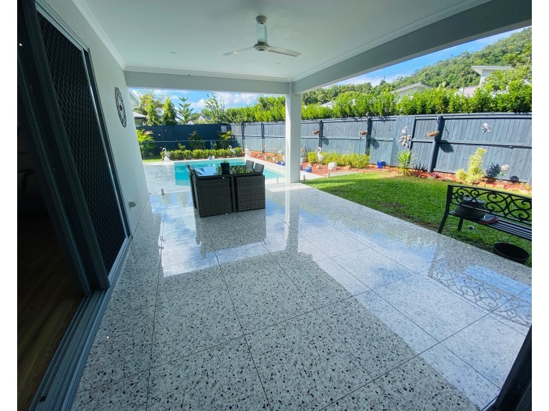 15 Whipbird Drive, Smithfield QLD 4878