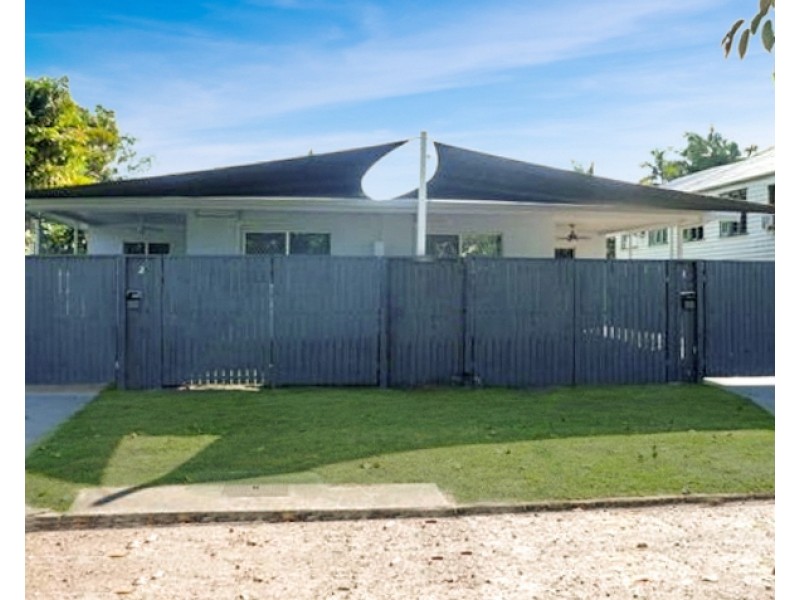 1/111 Tills Street, Westcourt QLD 4870