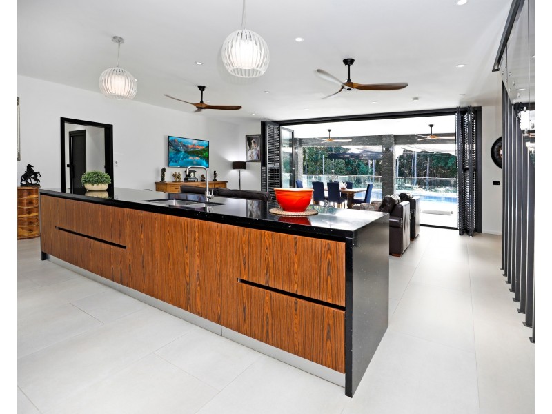 115 James Cook Drive, Kewarra Beach QLD 4879