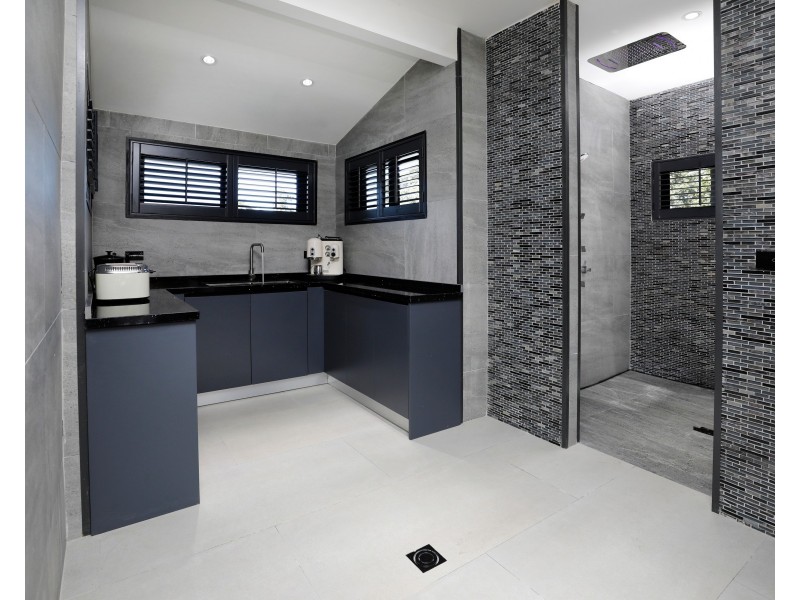 115 James Cook Drive, Kewarra Beach QLD 4879