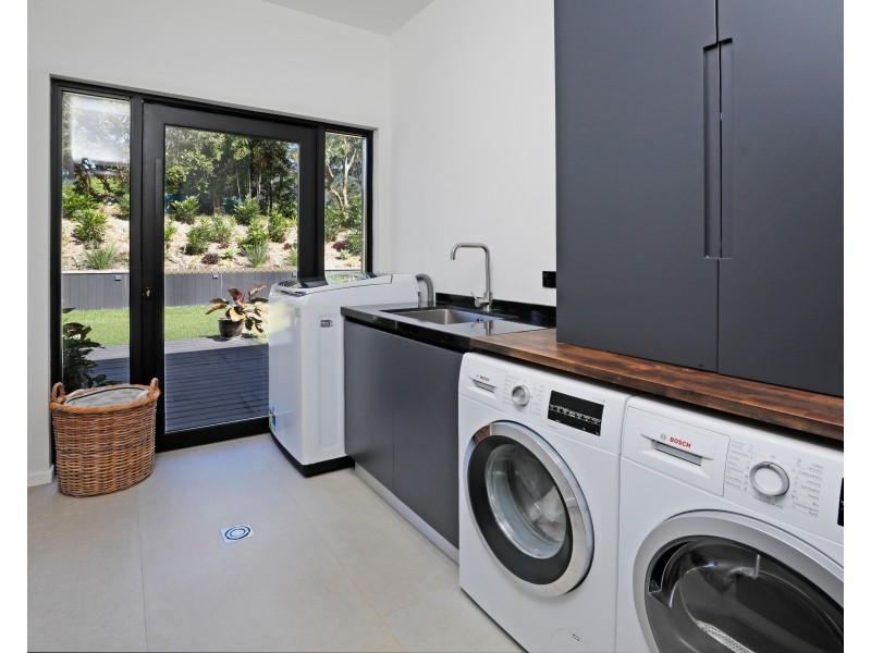 115 James Cook Drive, Kewarra Beach QLD 4879