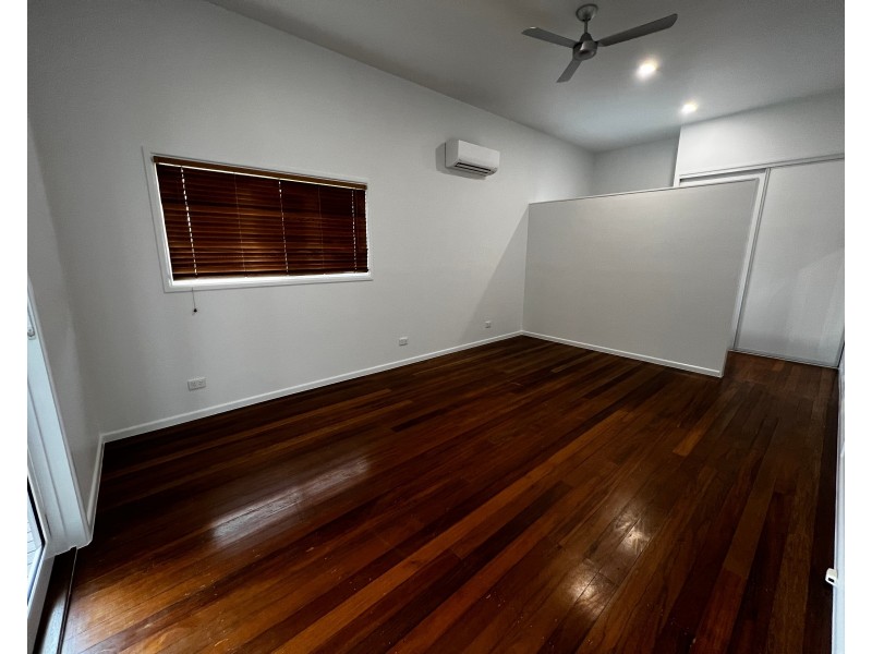 11 Warden Street, Kamerunga QLD 4870