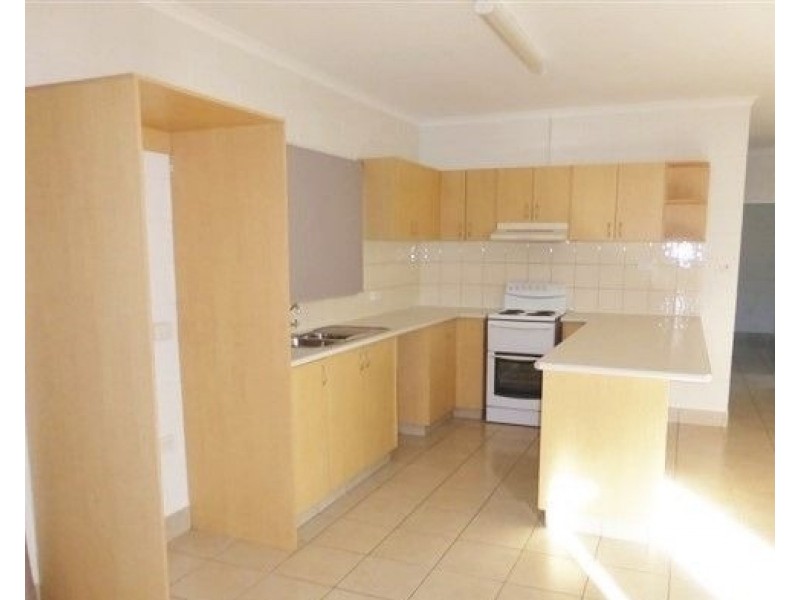 88 Hollywood Boulevard, White Rock QLD 4868