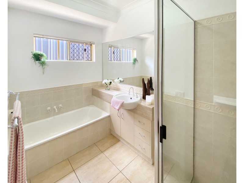 89 Jungara Road, Redlynch QLD 4870